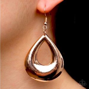 Paparazzi Laid-Back Leisure Rose Gold Earring P5BA-GDRS-100XX